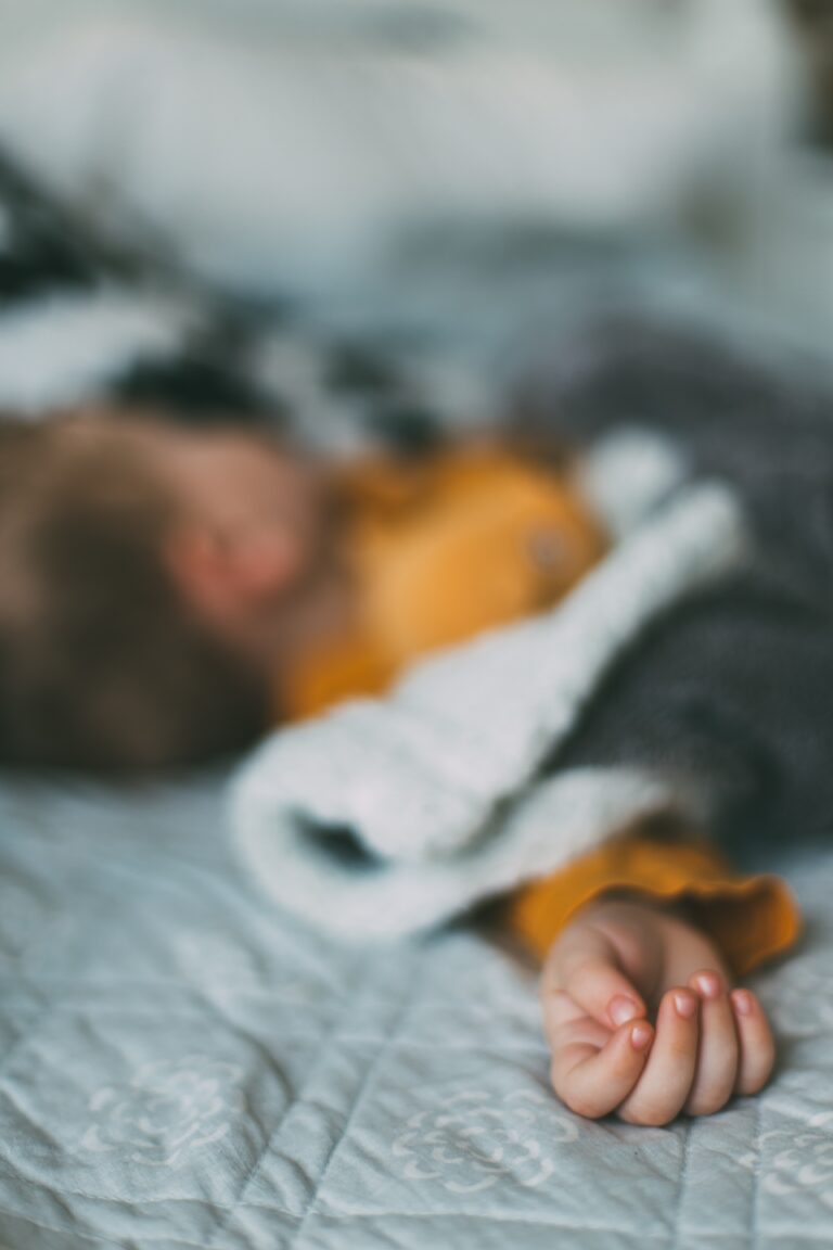 Toddlers sleeping travelling