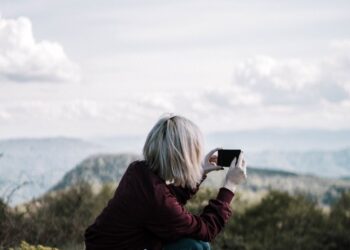 How to take better pictures on your phone, according to a top Irish photographer