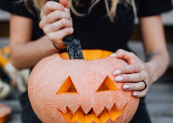 Eco-friendly ideas for Halloween costumes and decorations