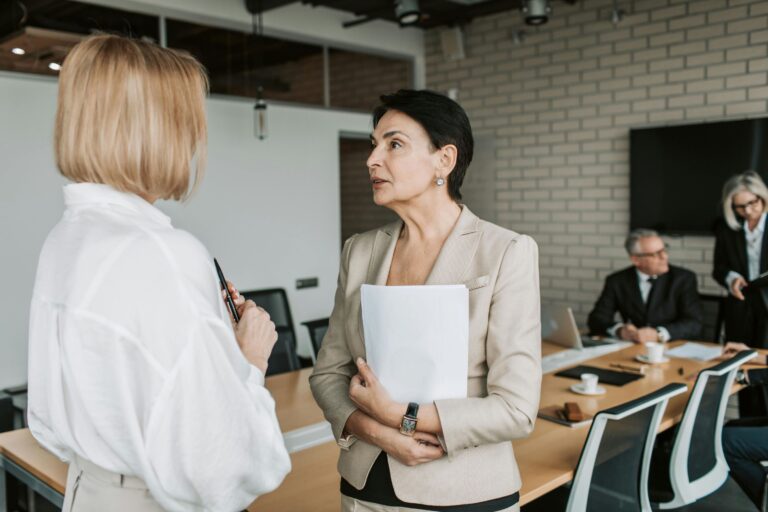free hrt women workplace work office