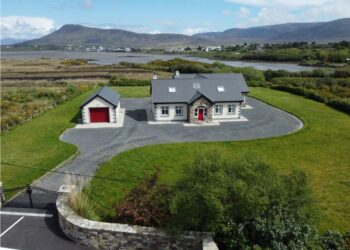 irish islands coastal locations houses