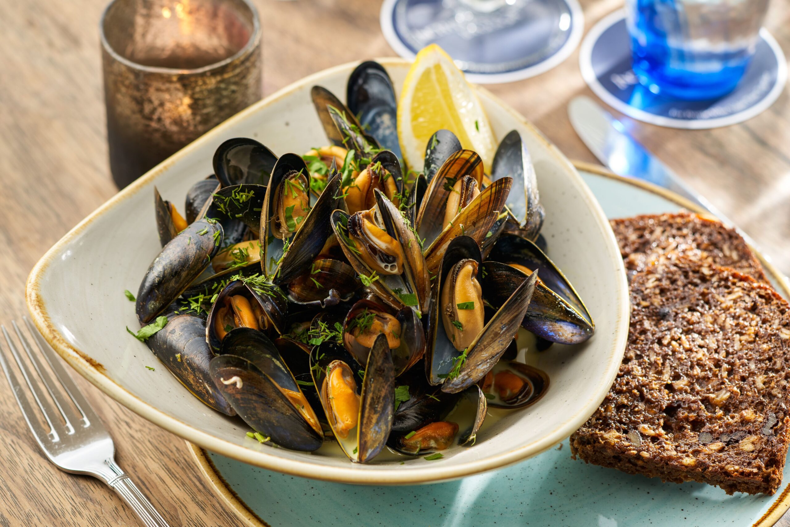Bring the flavour of West Cork into your kitchens with harvested mussels, aromatic white wine, garlic, shallots and garden herbs.