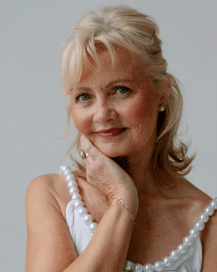 How to wear blush according to your face shape and complexion