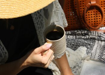 How to be more present during your next holiday