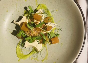Recipe: Panna cotta with rhubarb pea and chamomile