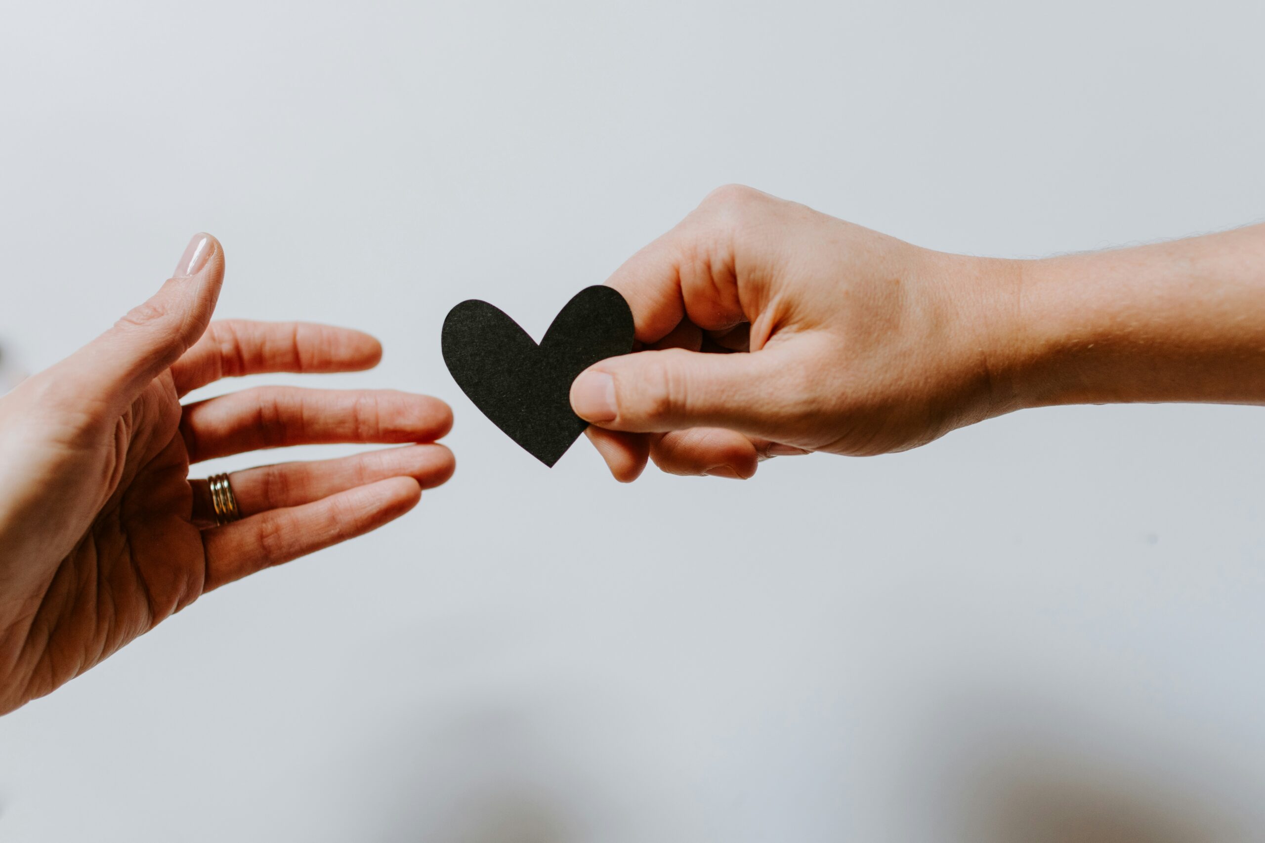 Living organ donors Emma and Stacey share the importance of being a donor.