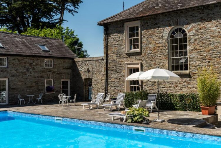 Five Irish hotels with outdoor swimming pools