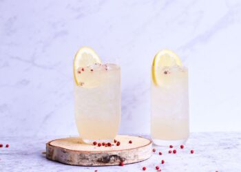 Recipe: replace your Hugo Spritz with this Irish Whiskey and Elderflower Collins
