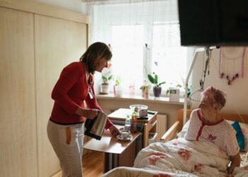 Advice for caring for a loved one with dementia